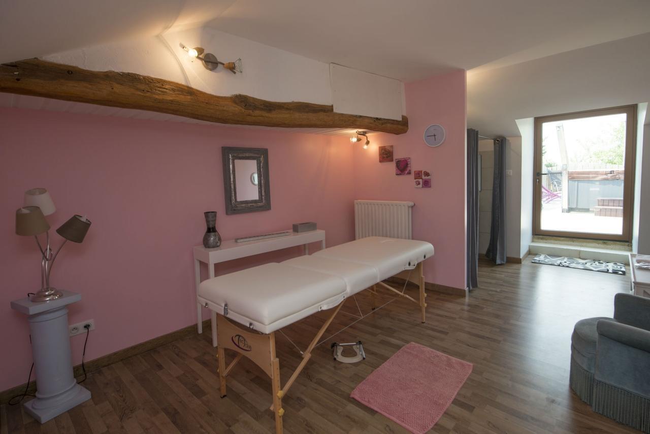 Chambres D'Hotes Les Delices De La Roche Louresse-Rochemenier Экстерьер фото